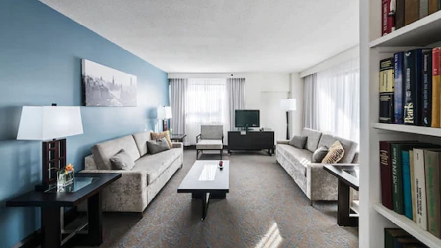 Ottawa Embassy Hotel