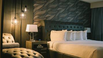 Deluxe-Suite, 1 Schlafzimmer | Hochwertige Bettwaren, Daunenbettdecken, Schreibtisch