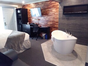 Suite Junior, 1 très grand lit, non-fumeur, baignoire