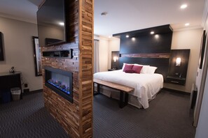 Presidential Suite, 1 King Bed, Jetted Tub (Multi-Jet shower)