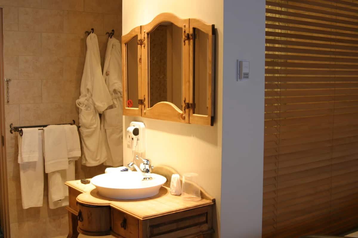 loft, 1 queen bed | bathroom | free toiletries, hair dryer, bathrobes, towels