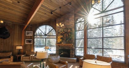 Lake Louise Inn
