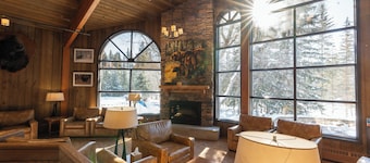 Lake Louise Inn