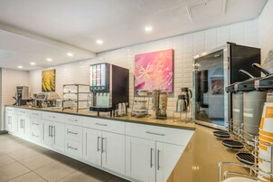 包含每日欧式早餐