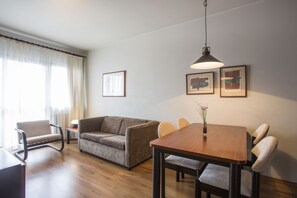 Televisión de pantalla plana