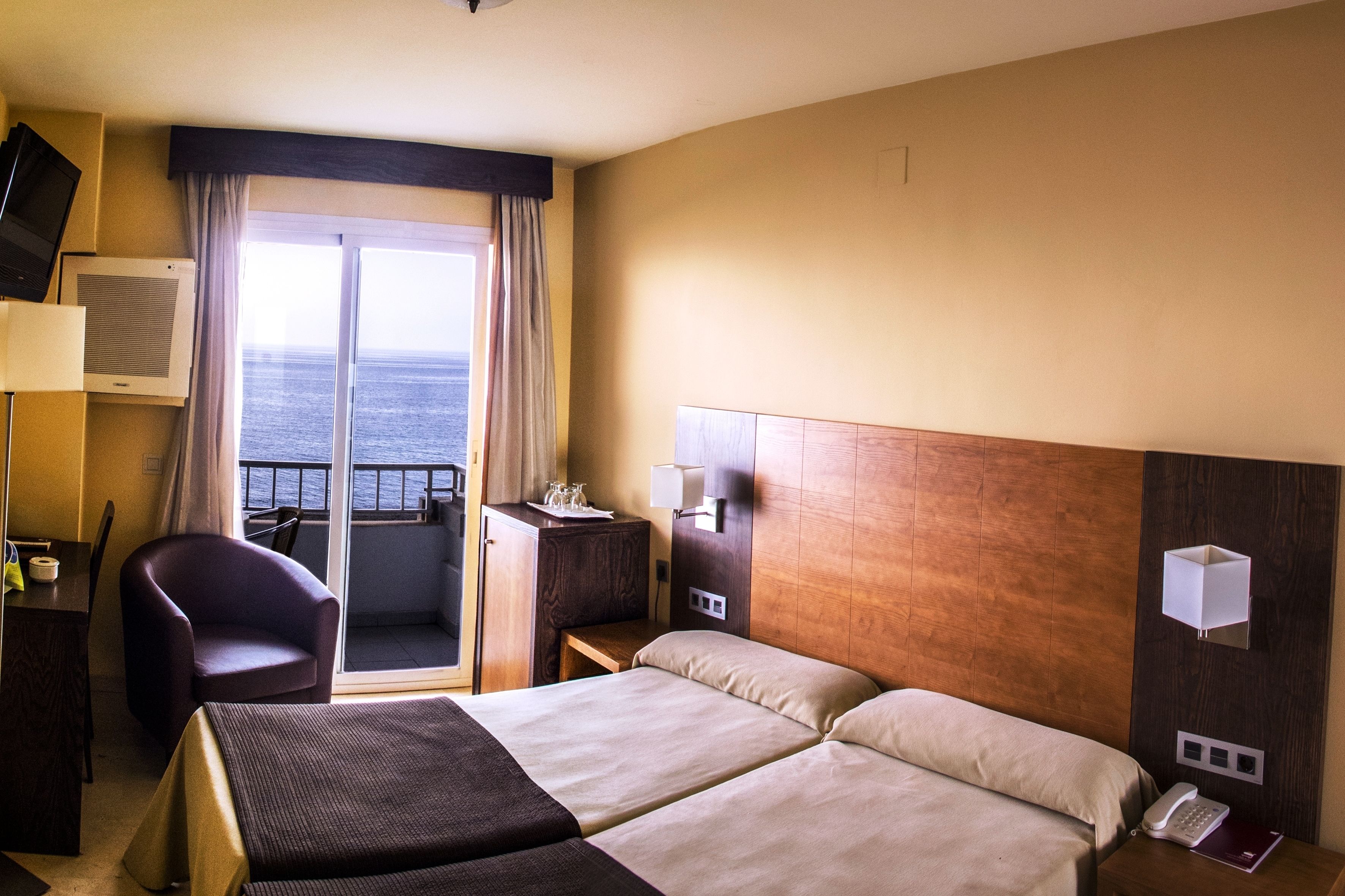 minibar, in-room safe, desk, blackout curtains