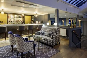 Bar (on property) - Tewkesbury Park (Tewkesbury)