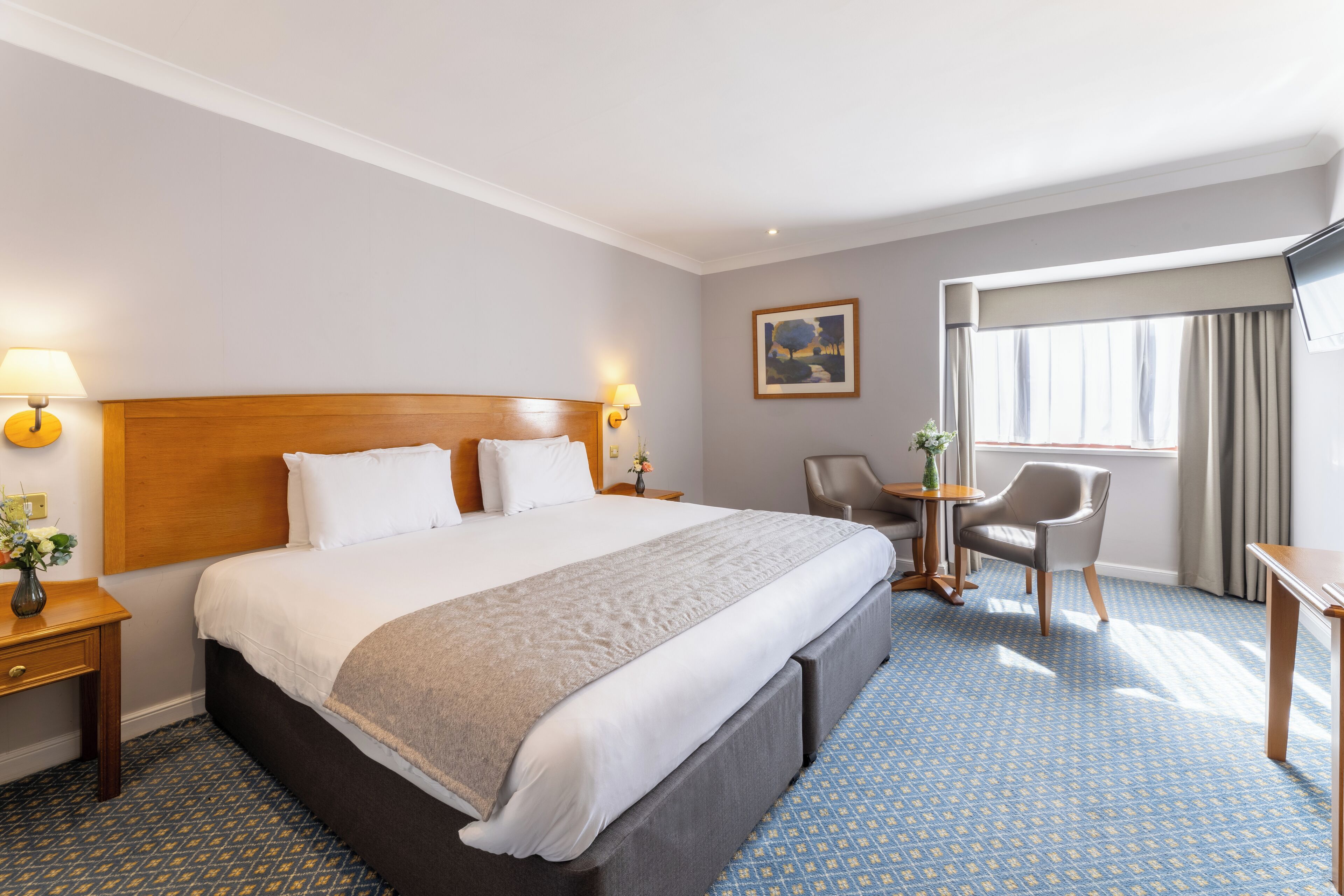 Standard Double Room | In-room safe, desk, laptop workspace, blackout curtains