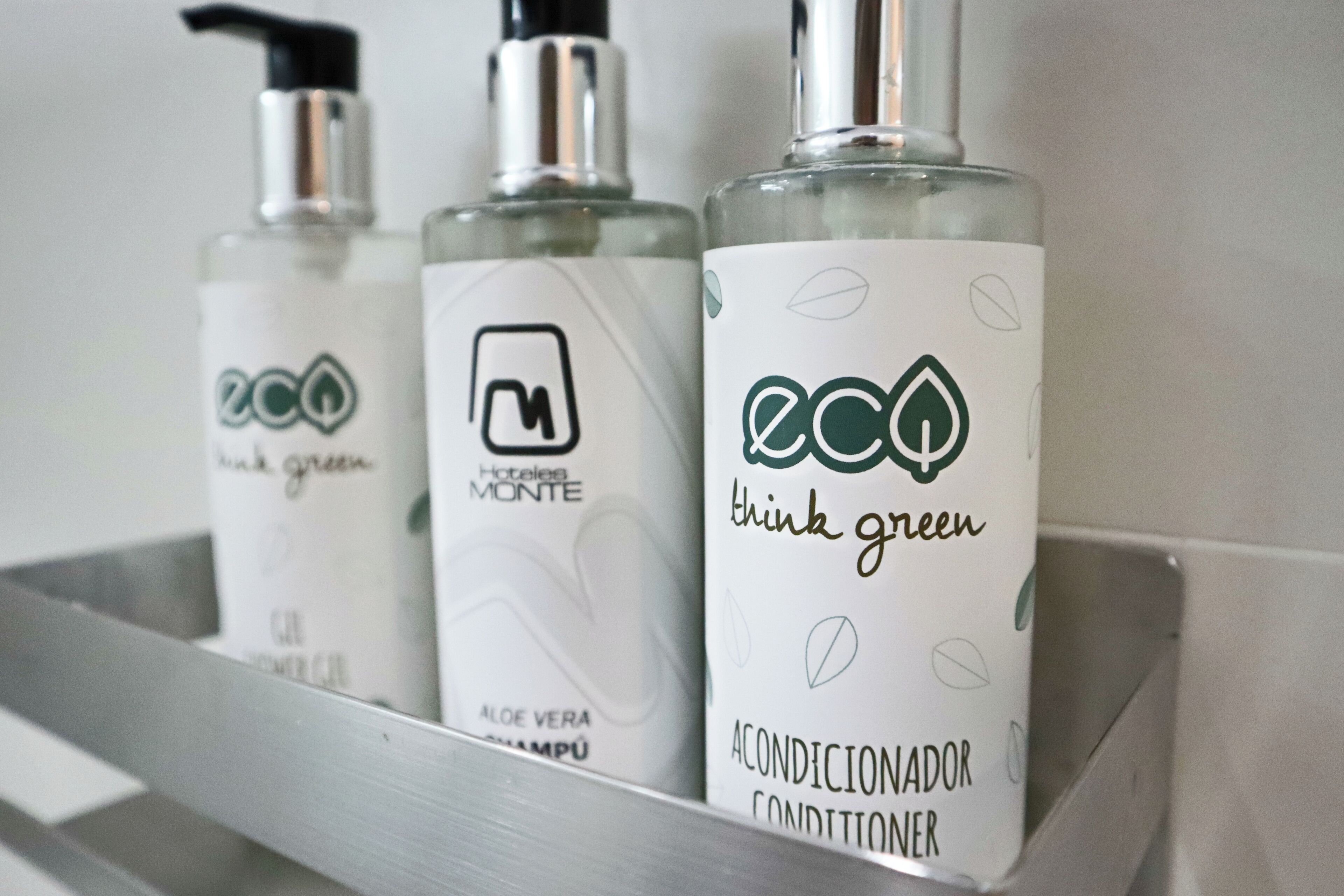 1 bedroom, egyptian cotton sheets, premium bedding, minibar