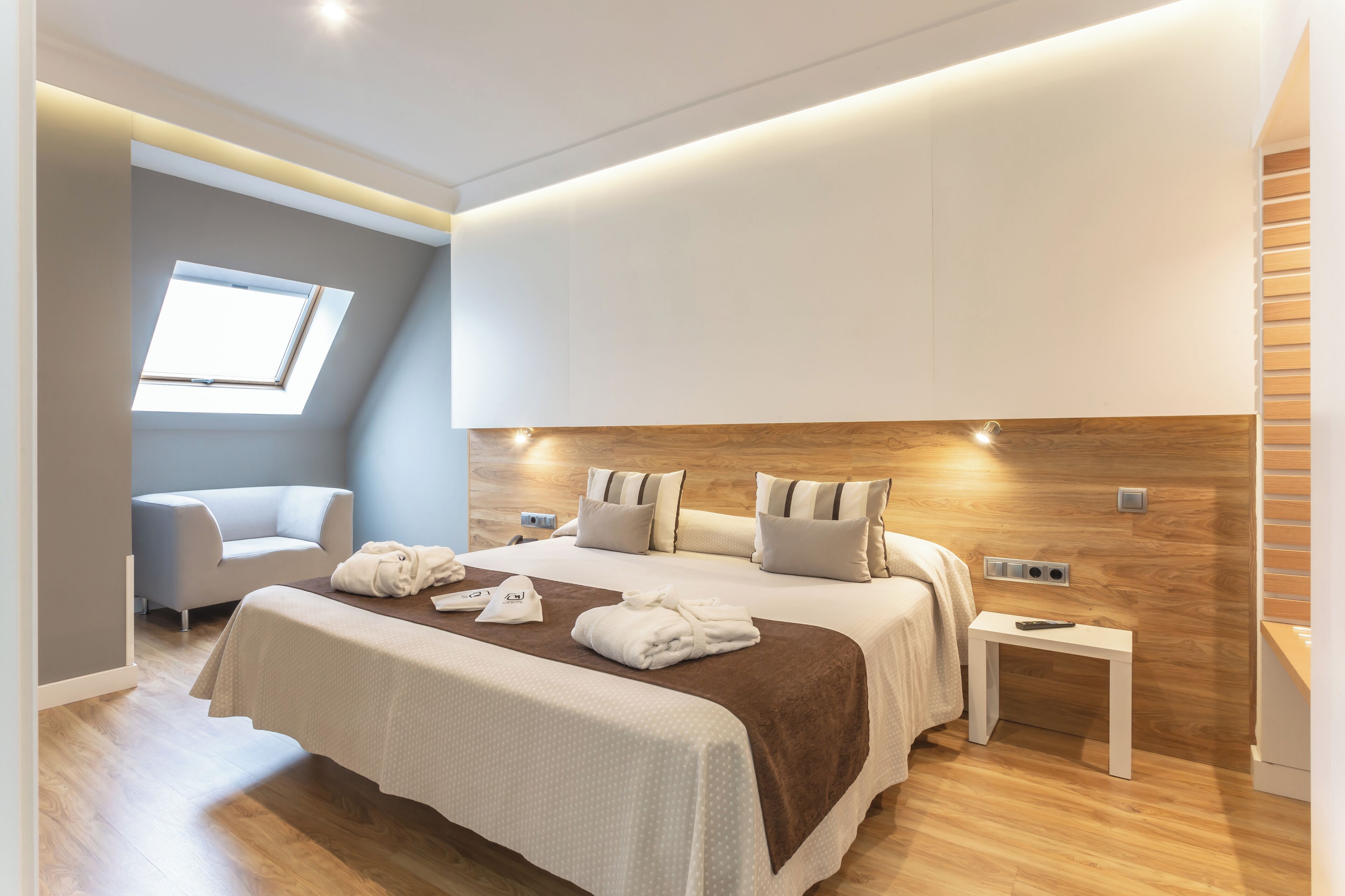 Sábanas de algodón egipcio, ropa de cama de alta calidad, minibar