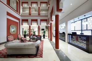 Lobby - Hotel Eurostars Regina (Seville)