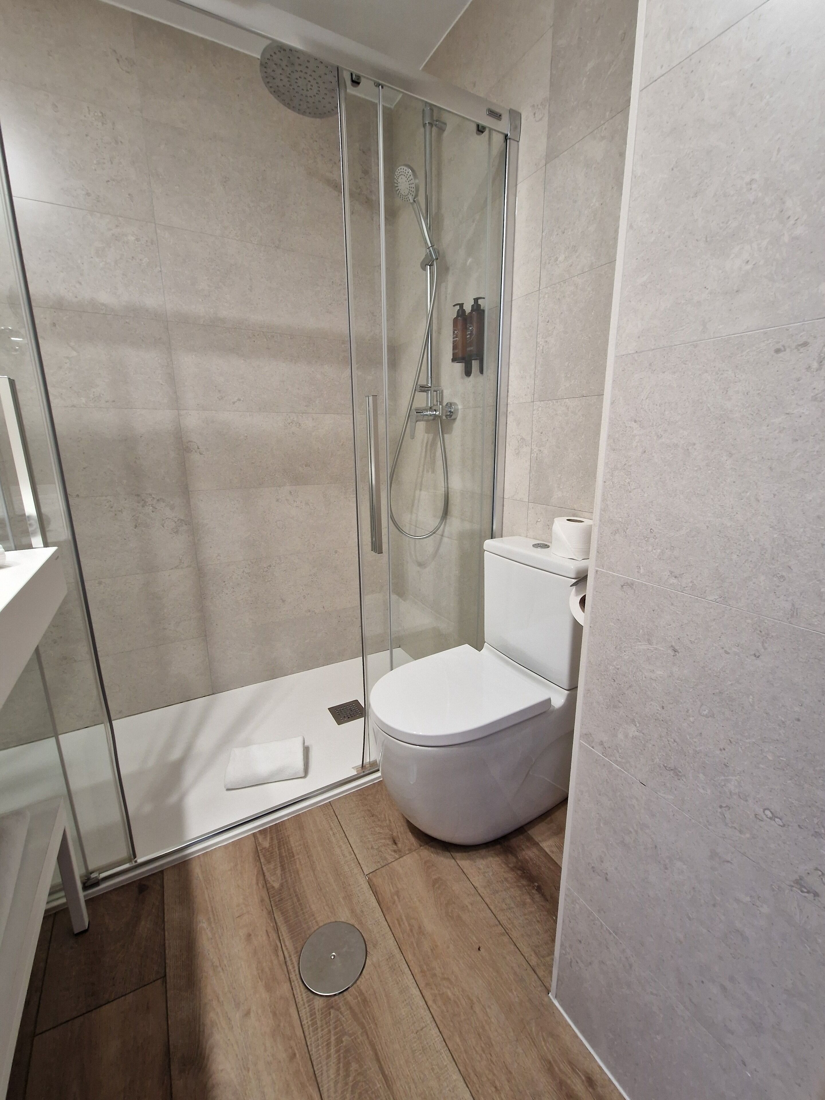 1 bedroom, minibar, in-room safe, desk