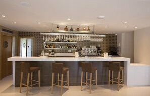 酒吧（店内）