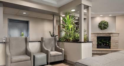 Baymont by Wyndham Rockford