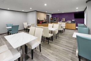 Petit déjeuner à emporter compris tous les jours