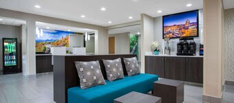 La Quinta Inn & Suites by Wyndham Roanoke Salem