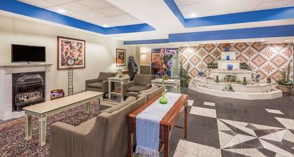 Aderi Hotel Niantic