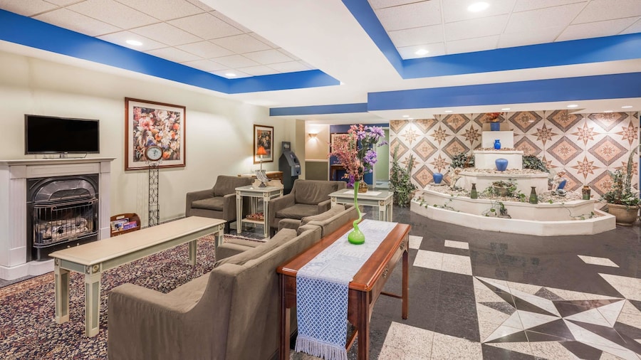 Aderi Hotel Niantic
