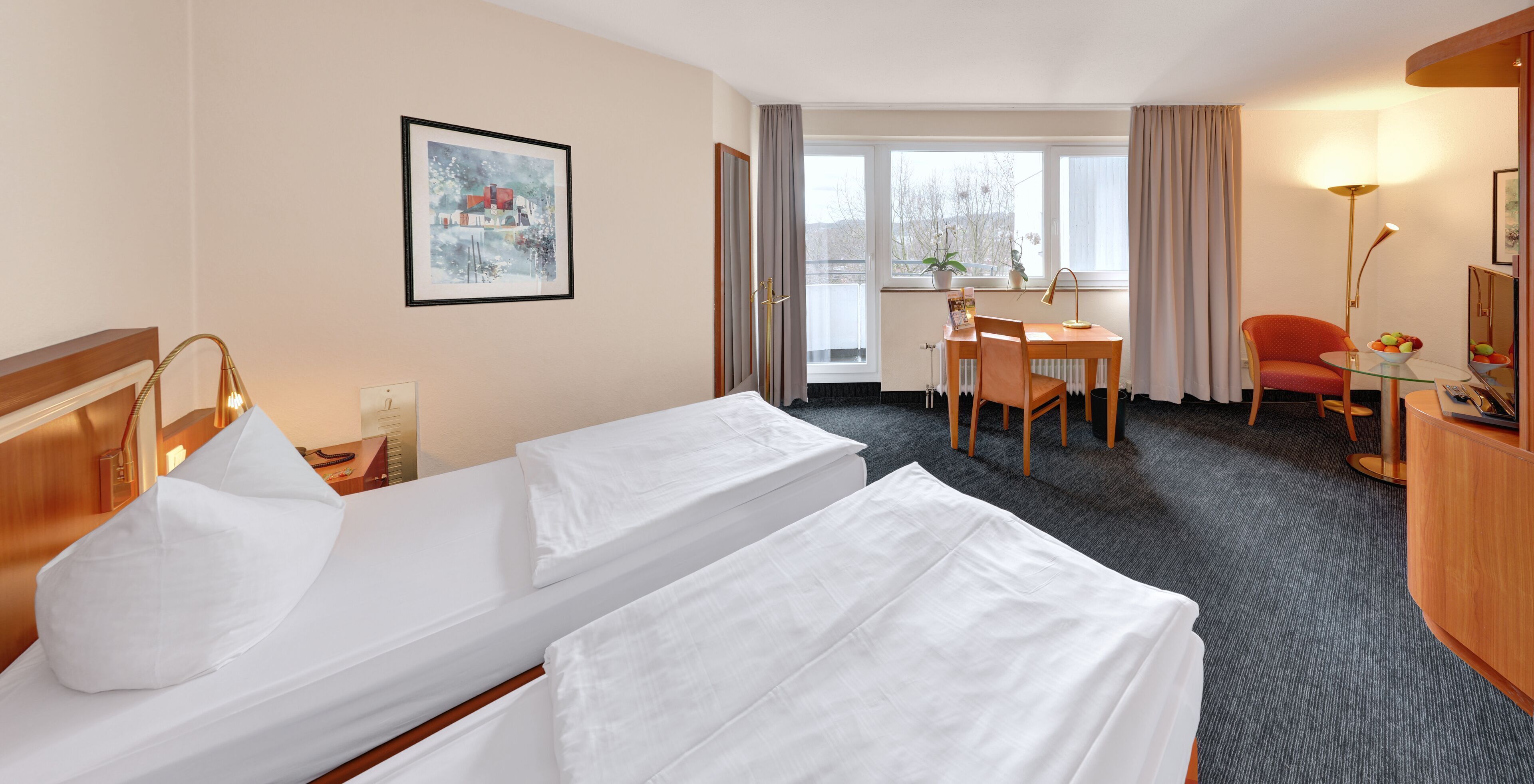 Hypo-allergenic bedding, minibar, desk, blackout curtains