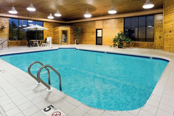 Una piscina cubierta