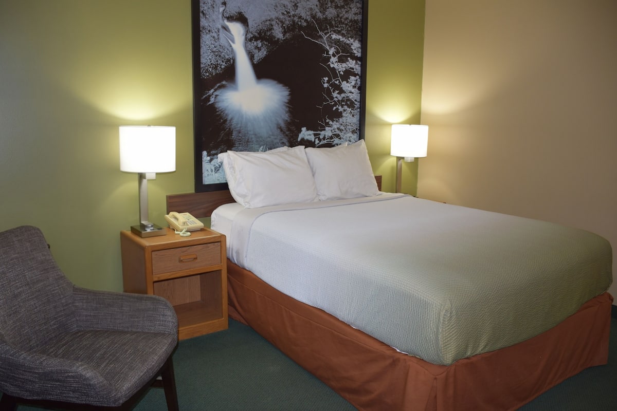 In-room safe, desk, iron/ironing board, free cots/infant beds