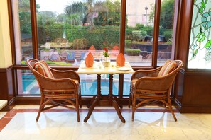 6 restaurants, Indian cuisine
