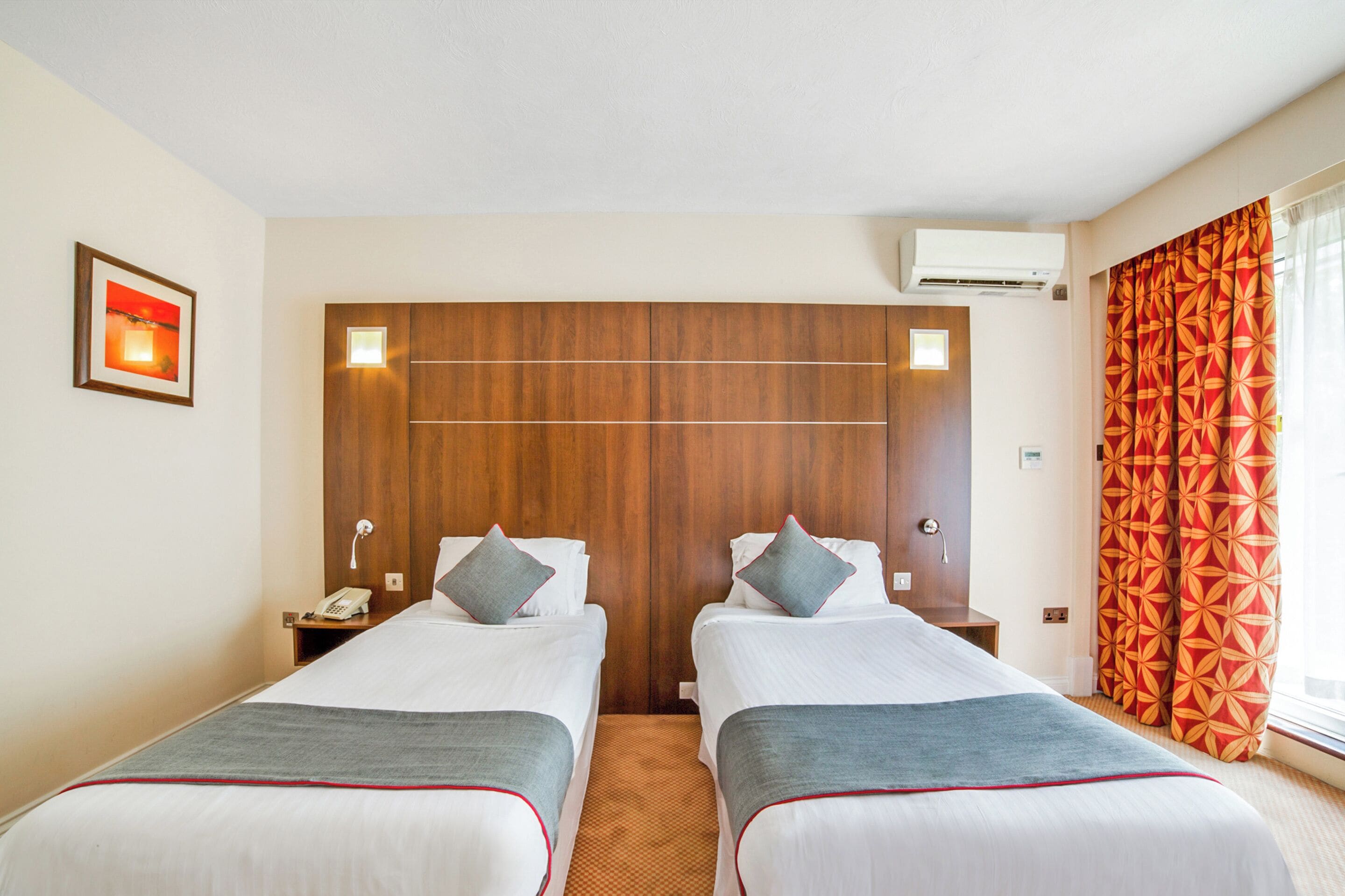 Foto - OYO The Bridge House Hotel