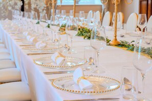 Indoor wedding - Bosworth Hall Hotel & Spa (Nuneaton)