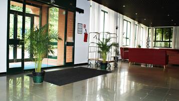 Sala de estar en el lobby