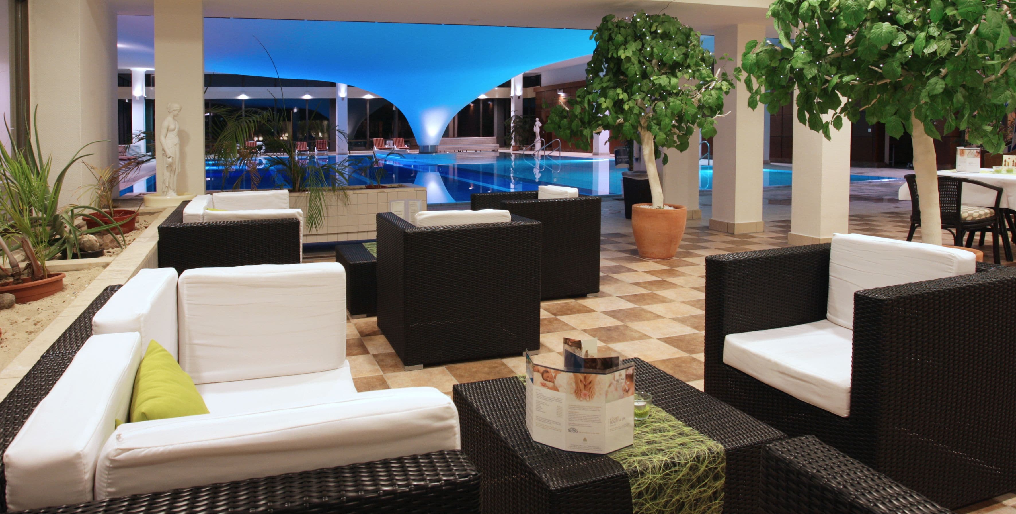 body treatments, aromatherapy, body wraps, body scrubs, facials