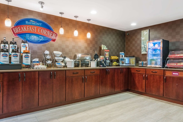 Desayuno autoservicio gratuito y diario