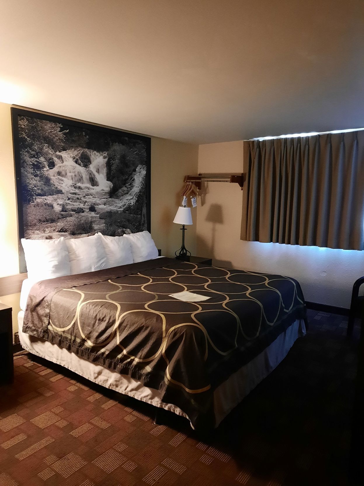 Desk, blackout curtains, free WiFi, bed sheets