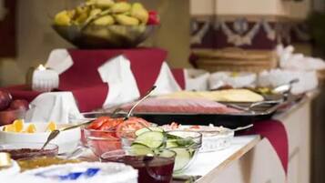 Frukostbuffé varje dag (NOK 100 per person)