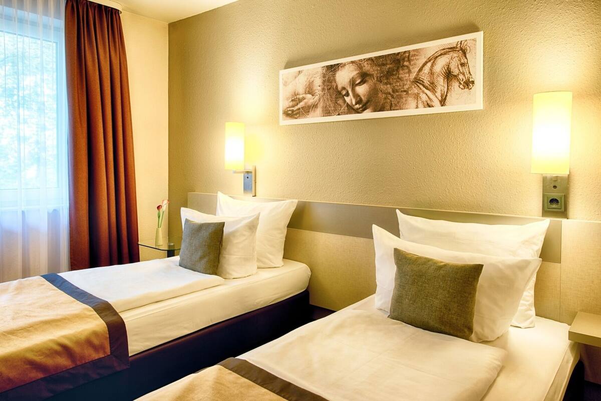 In-room safe, desk, cribs (free), WiFi (free)