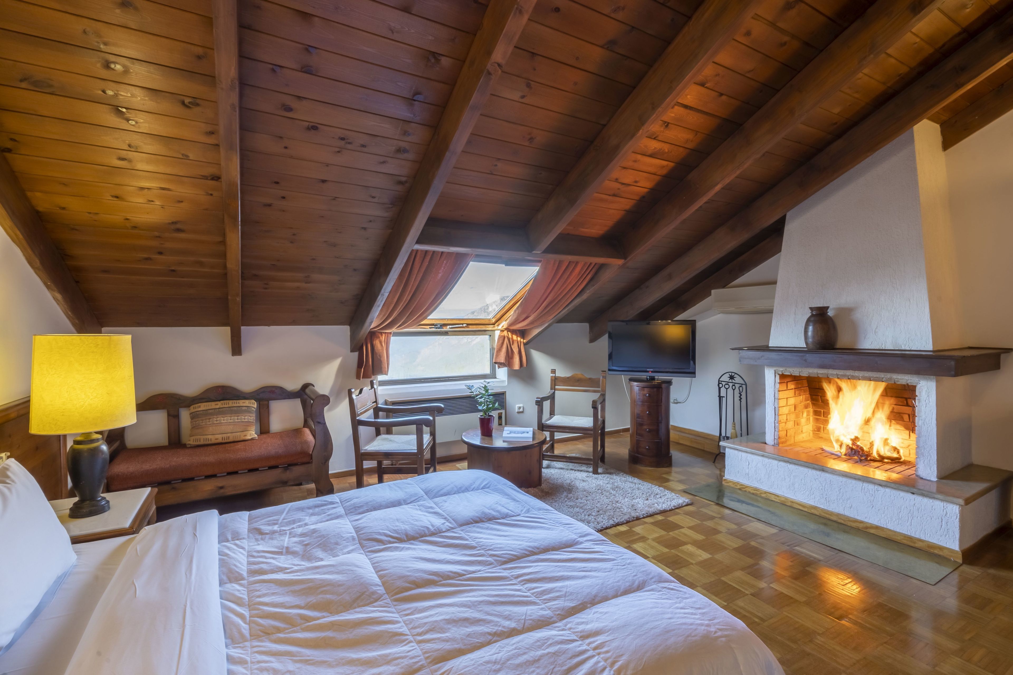 family chalet | down duvets, in-room safe, desk, soundproofing