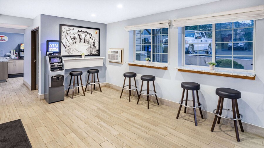 Super 8 by Wyndham Johnstown/Gloversville