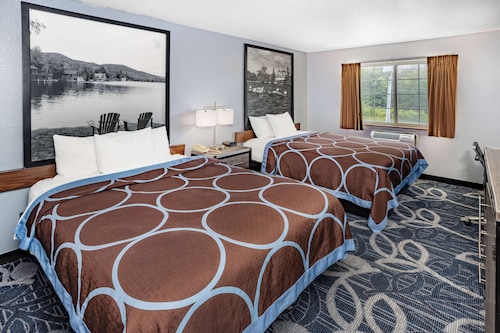 Super 8 by Wyndham Johnstown/Gloversville