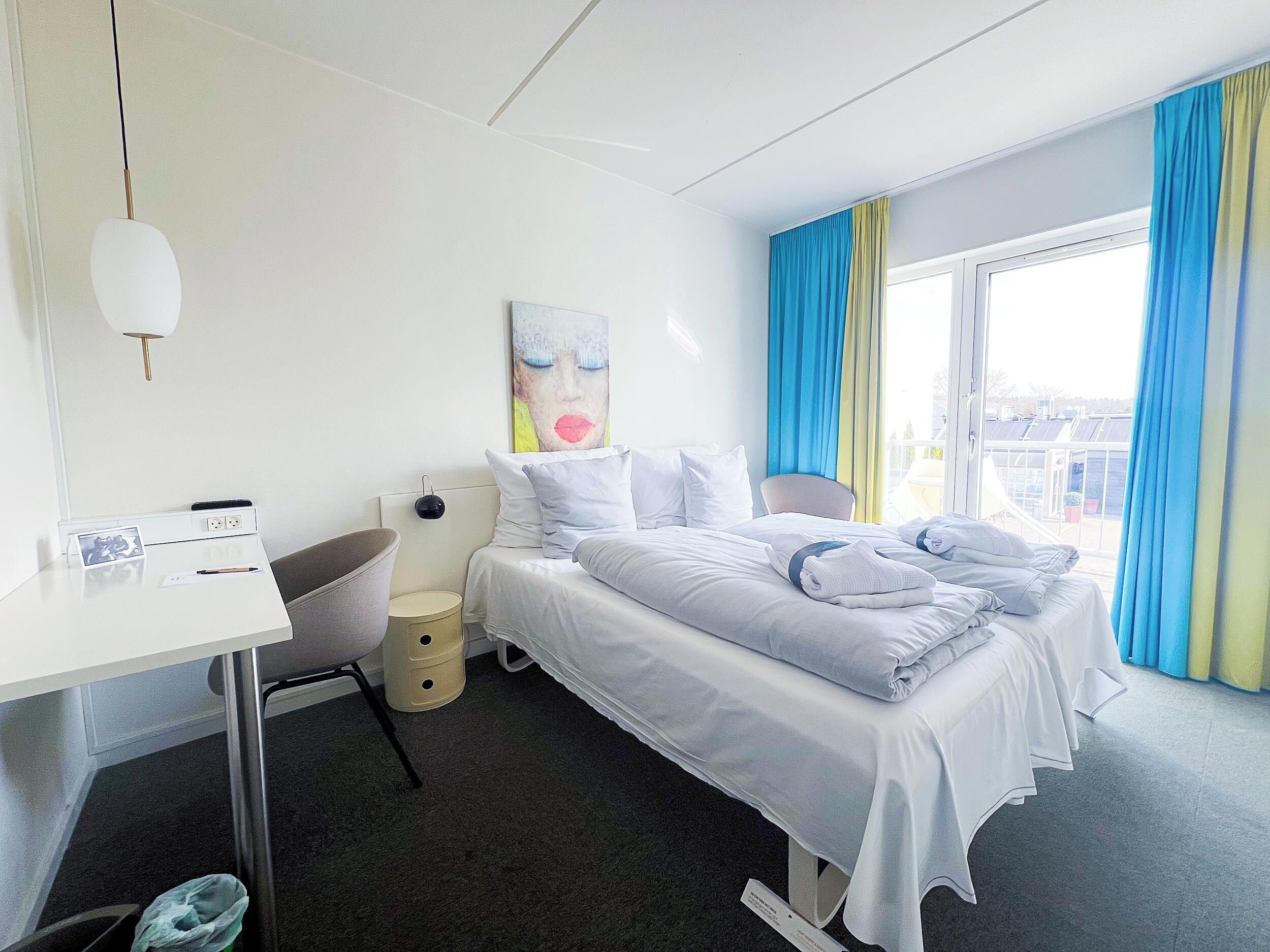 economy double room | 1 bedroom, premium bedding, laptop workspace, blackout curtains