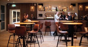 Bar (en la propiedad)
