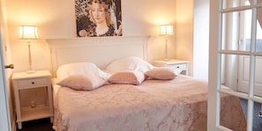 Suite | Premium bedding, laptop workspace, blackout drapes, free WiFi - Hotel Faaborg Fjord (Faaborg)