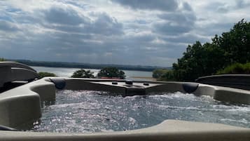 Windor Suite 3 Bedroom Private Hot Tub | 私人 Spa 浴池