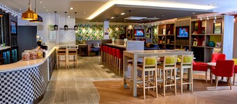 Holiday Inn Northampton West M1, Jct 16 by IHG