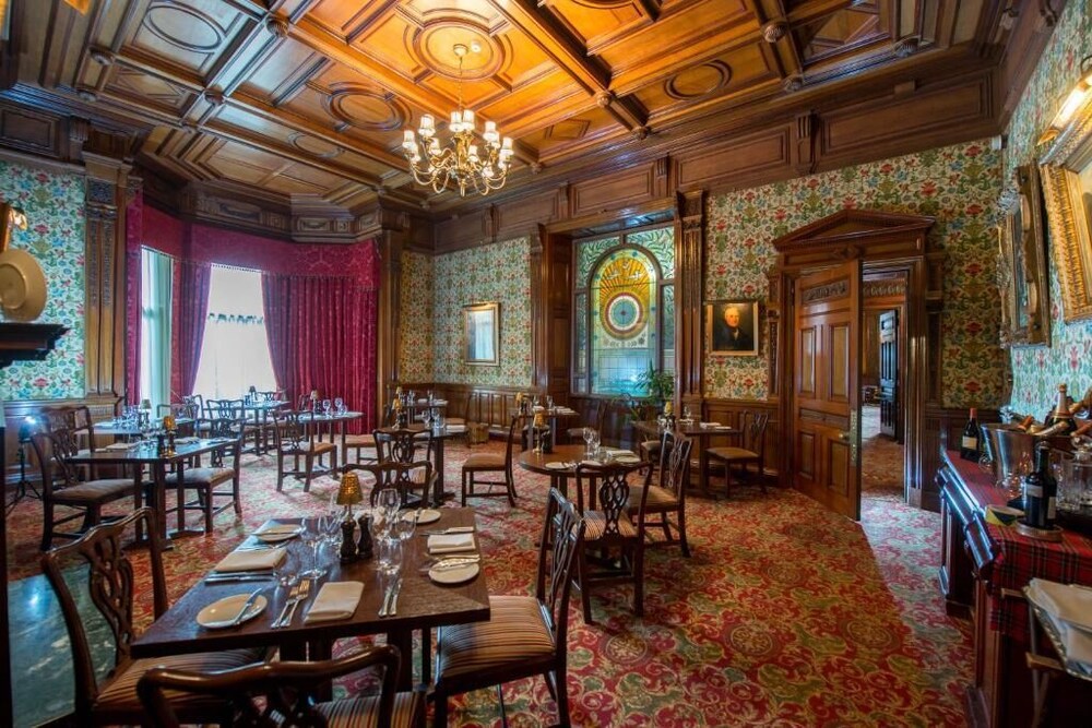 Norwood Hall Hotel - 10