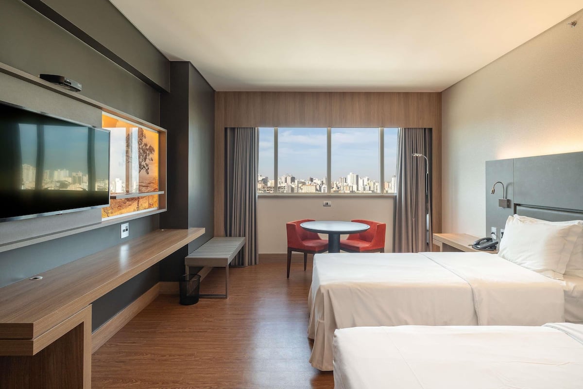 1 bedroom, minibar, in-room safe, desk