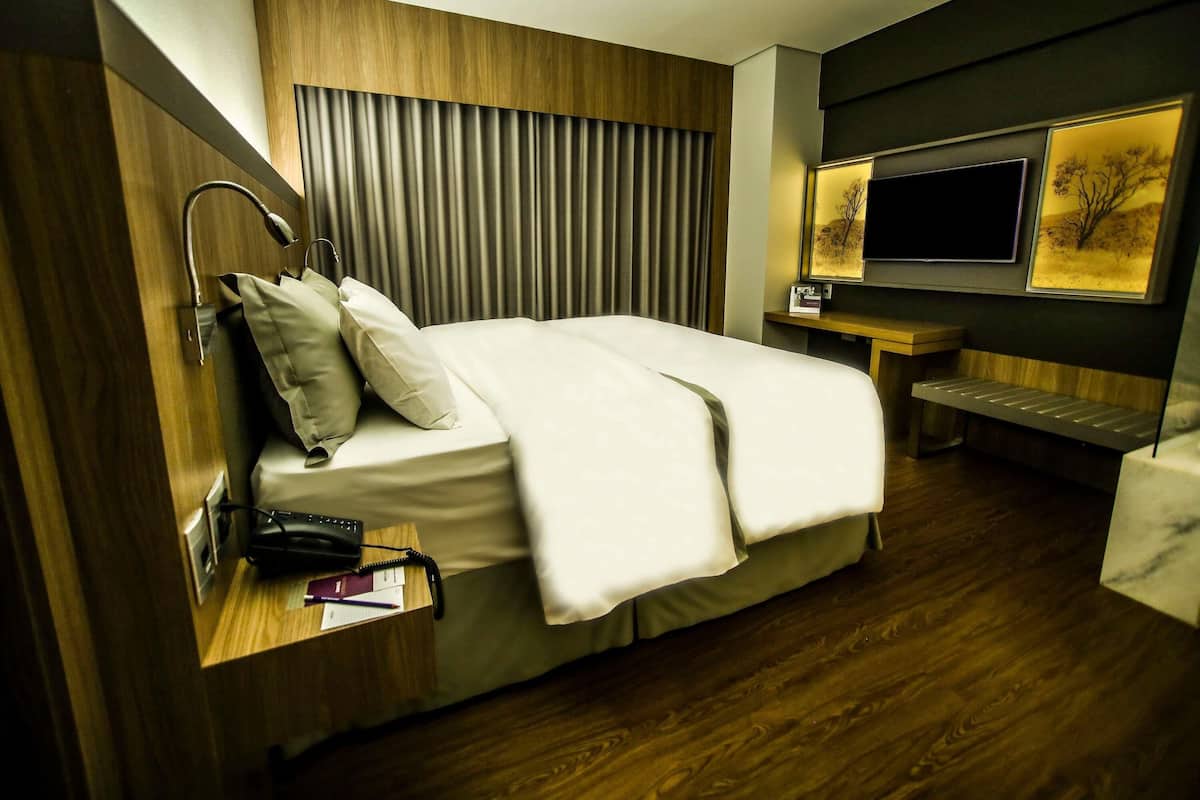 Superior Suite, 1 King Bed