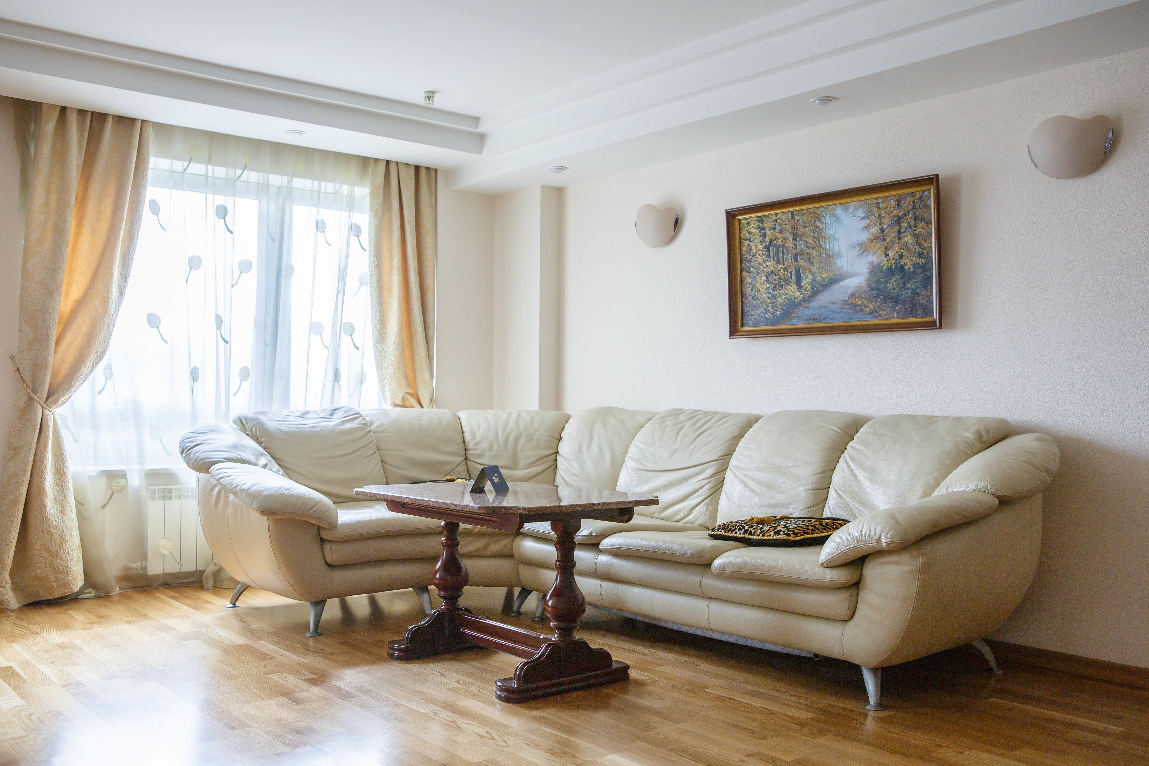 apartment, 1 bedroom, kitchenette | living room | tv