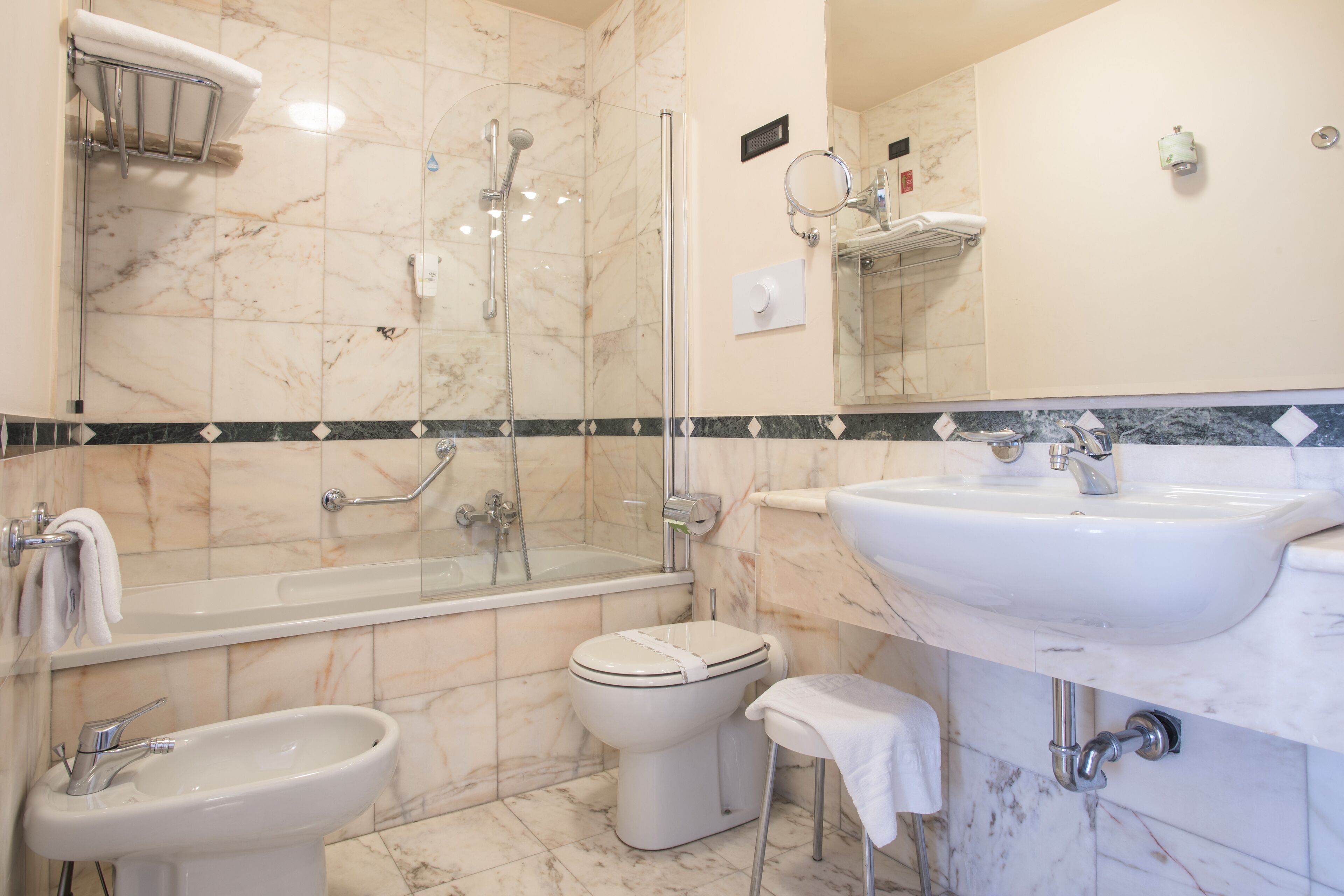comfort double room | bathroom | rainfall showerhead, free toiletries, hair dryer, bidet