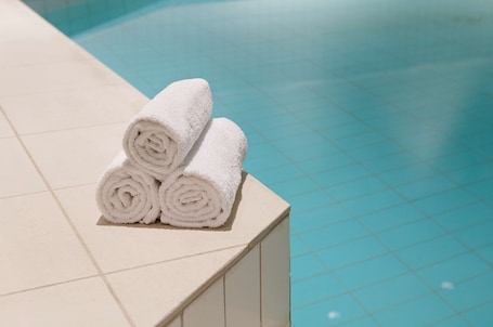 Una piscina techada. Scandic Sønderborg