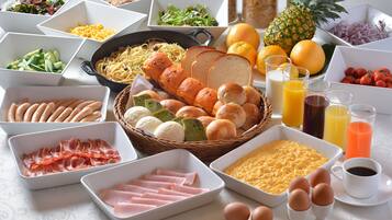 Daily buffet breakfast for a fee