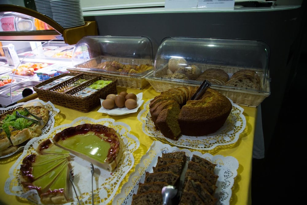 Hotel Solaris by null